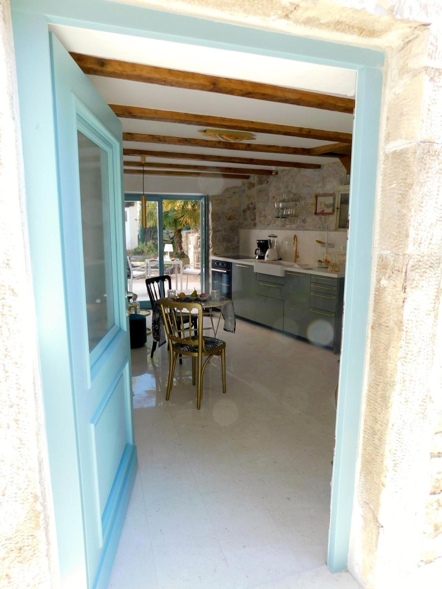 Bezauberndes Steinhaus Mit Garten In Der Altstadt Von Rovinj Eksteriør bilde