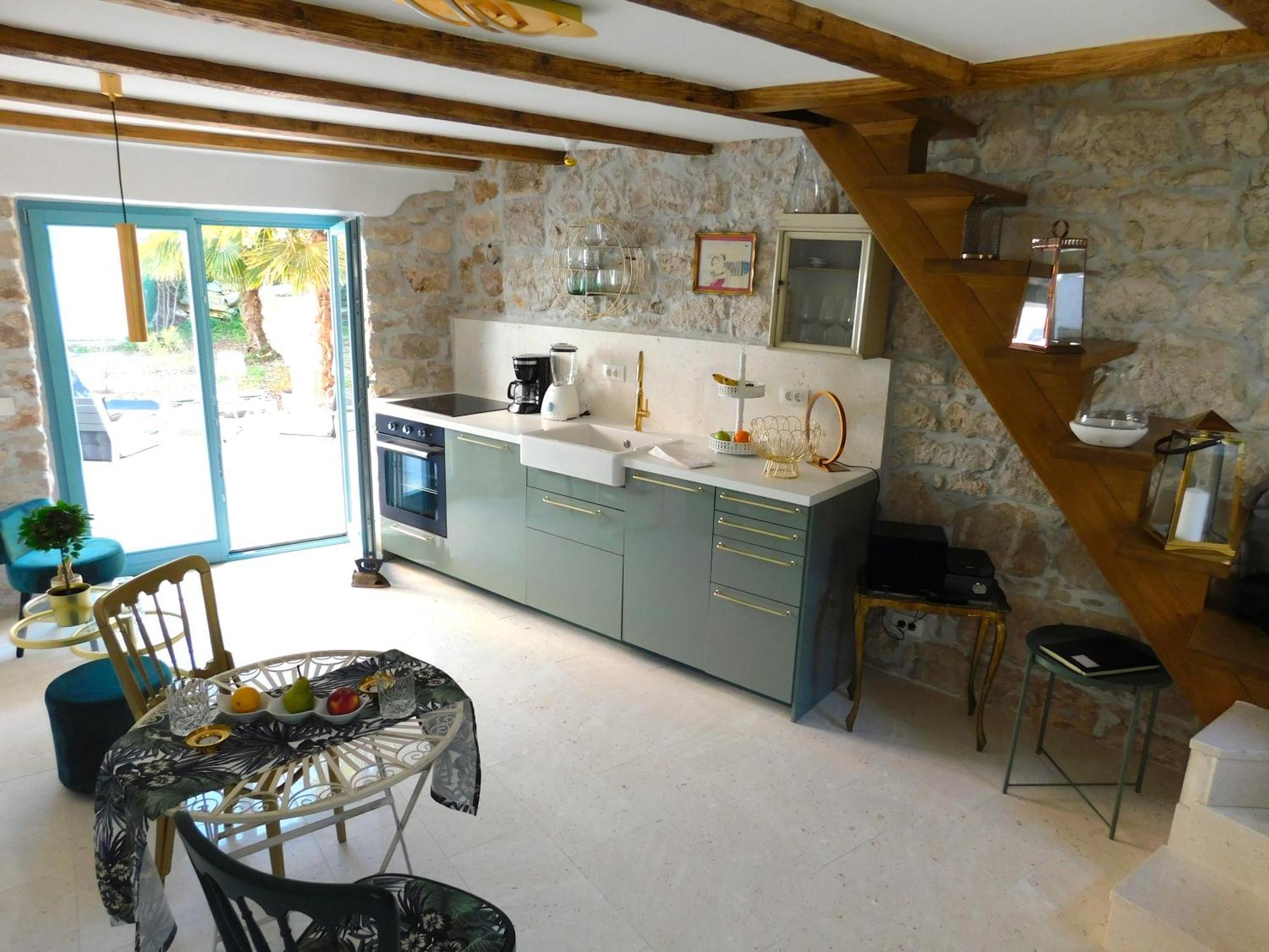 Bezauberndes Steinhaus Mit Garten In Der Altstadt Von Rovinj Eksteriør bilde